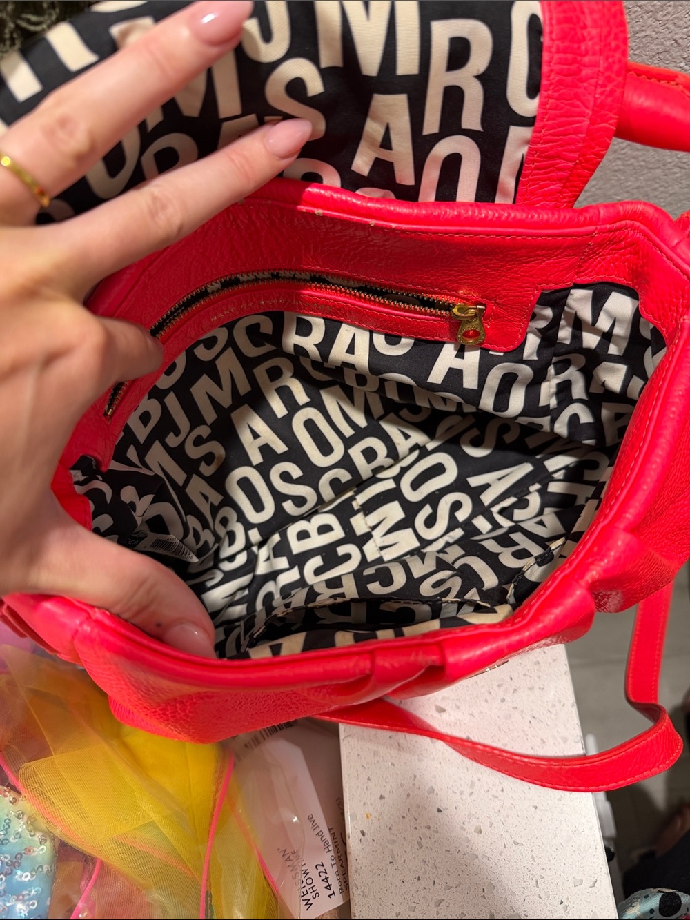 Marc Jacobs purse - Picture 9 of 10